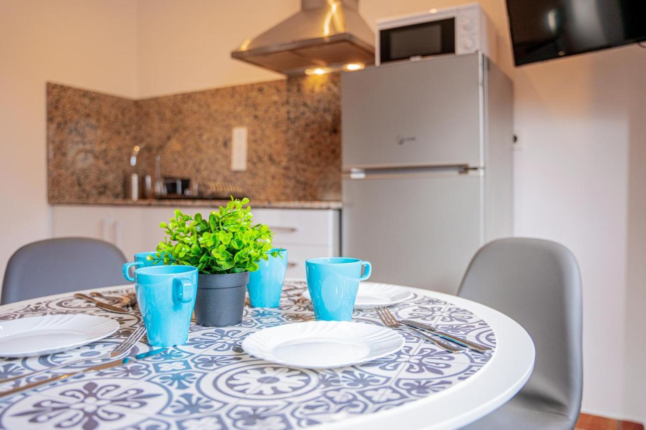 Apartamento 2 En La Muralla Romana Junto A La Catedral Tarragona Exterior photo